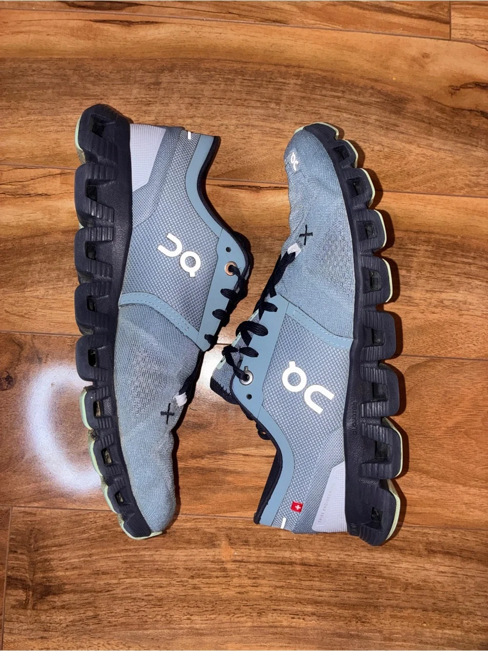 On Cloud X Women’s Athletic Running Sneaker Shoes, blue- size 8.5